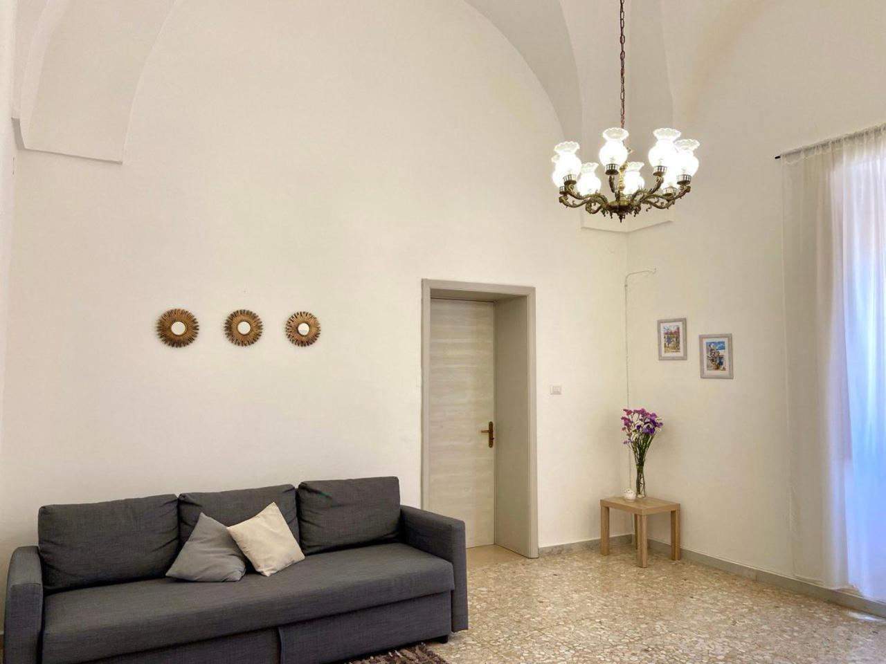شقة La Casa Di Nina Surano المظهر الخارجي الصورة